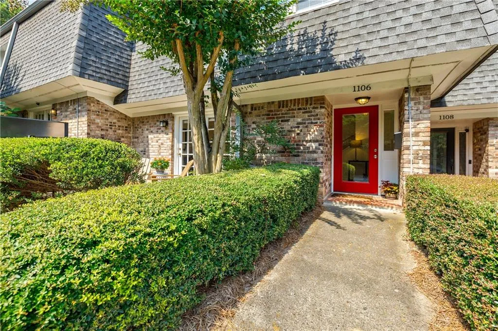 1106 Hampton Way Ne, Atlanta, Georgia 30324, 3 Bedrooms Bedrooms, ,2 BathroomsBathrooms,Residential,For Sale,1106 Hampton Way Ne,7646058