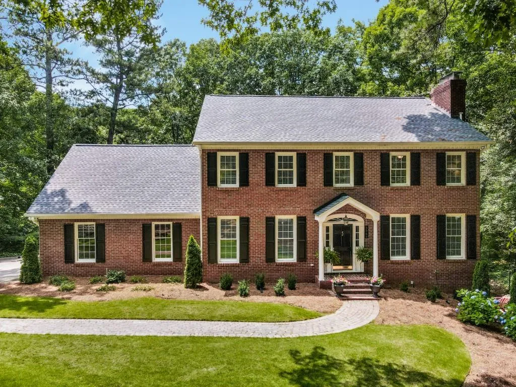 5560 Arundel Drive, Sandy Springs, Georgia 30327, 5 Bedrooms Bedrooms, ,4 BathroomsBathrooms,Residential,Sold,5560 Arundel Drive,7066266