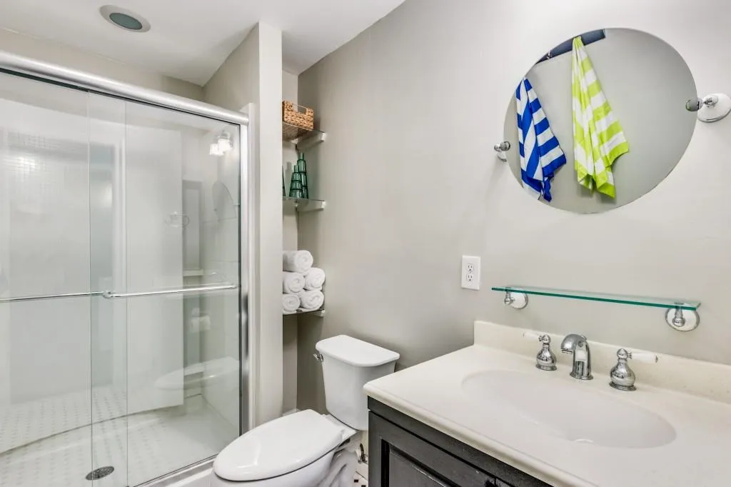 5560 Arundel Drive, Sandy Springs, Georgia 30327, 5 Bedrooms Bedrooms, ,4 BathroomsBathrooms,Residential,Sold,5560 Arundel Drive,7066266