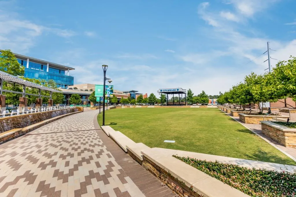 5560 Arundel Drive, Sandy Springs, Georgia 30327, 5 Bedrooms Bedrooms, ,4 BathroomsBathrooms,Residential,Sold,5560 Arundel Drive,7066266