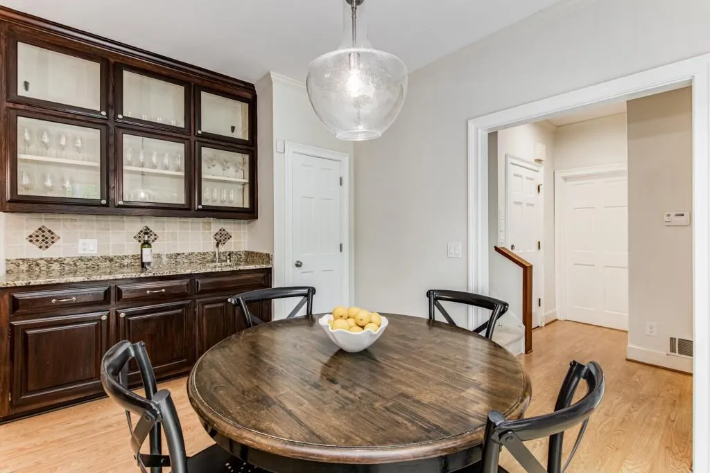 5560 Arundel Drive, Sandy Springs, Georgia 30327, 5 Bedrooms Bedrooms, ,4 BathroomsBathrooms,Residential,Sold,5560 Arundel Drive,7066266