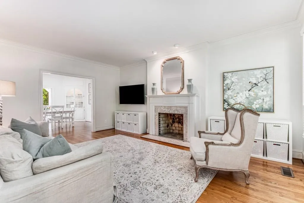 5560 Arundel Drive, Sandy Springs, Georgia 30327, 5 Bedrooms Bedrooms, ,4 BathroomsBathrooms,Residential,Sold,5560 Arundel Drive,7066266