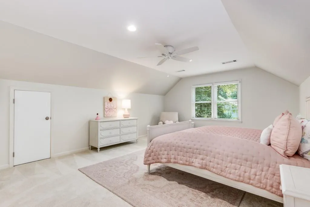 5560 Arundel Drive, Sandy Springs, Georgia 30327, 5 Bedrooms Bedrooms, ,4 BathroomsBathrooms,Residential,Sold,5560 Arundel Drive,7066266