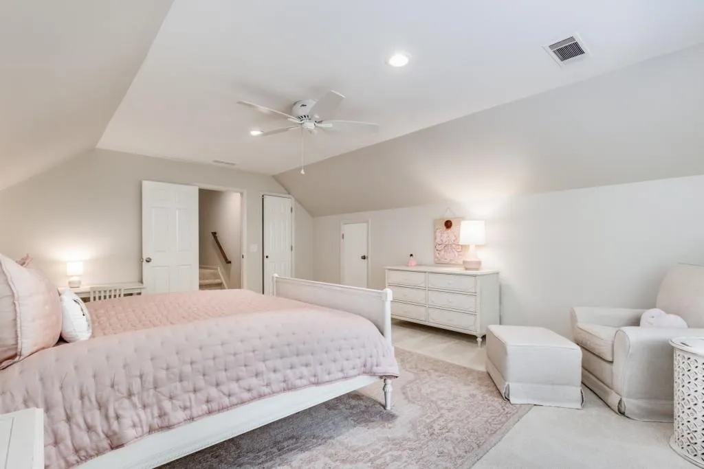 5560 Arundel Drive, Sandy Springs, Georgia 30327, 5 Bedrooms Bedrooms, ,4 BathroomsBathrooms,Residential,Sold,5560 Arundel Drive,7066266