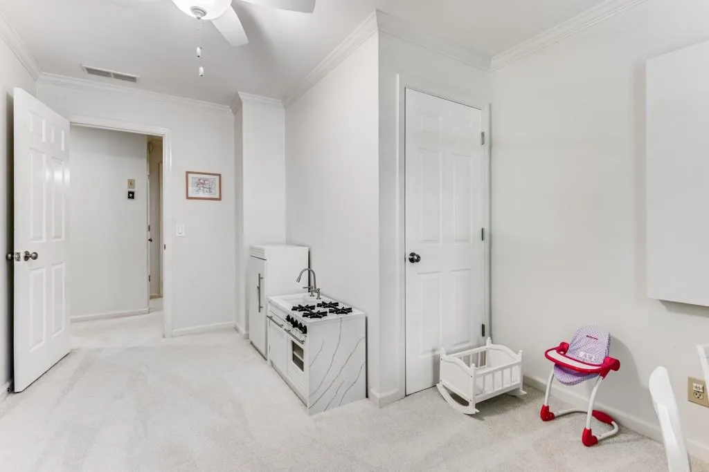 5560 Arundel Drive, Sandy Springs, Georgia 30327, 5 Bedrooms Bedrooms, ,4 BathroomsBathrooms,Residential,Sold,5560 Arundel Drive,7066266