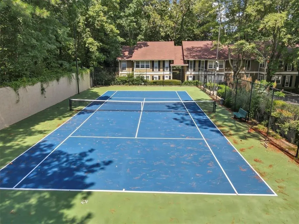 5135 Roswell Road Unit 1, Sandy Springs, Georgia 30342, 2 Bedrooms Bedrooms, ,2 BathroomsBathrooms,Residential,Sold,5135 Roswell Road Unit 1,7108353