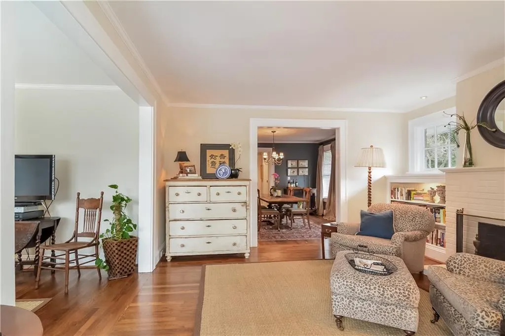 78 Peachtree Hills Avenue Ne, Atlanta, Georgia 30305, 3 Bedrooms Bedrooms, ,3 BathroomsBathrooms,Residential,Sold,78 Peachtree Hills Avenue Ne,5648785 78 Peachtree Hills Avenue Ne, Atlanta, Georgia 30305, 3 Bedrooms Bedrooms, ,3 BathroomsBathrooms,Residential,Sold,78 Peachtree Hills Avenue Ne,5648785