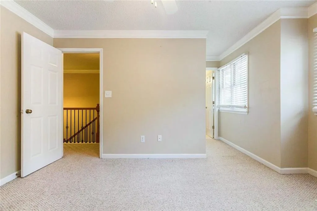 230 Peachtree Hollow Court Unit 19, Atlanta, Georgia 30328, 2 Bedrooms Bedrooms, ,2 BathroomsBathrooms,Residential,Sold,230 Peachtree Hollow Court Unit 19,6599685
