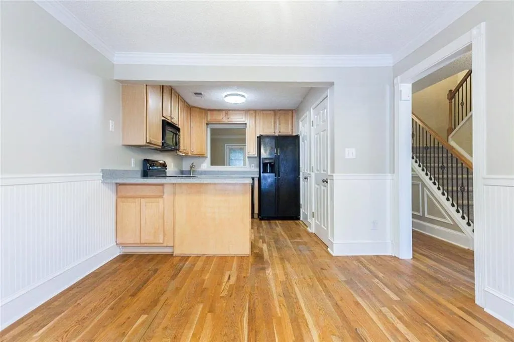 230 Peachtree Hollow Court Unit 19, Atlanta, Georgia 30328, 2 Bedrooms Bedrooms, ,2 BathroomsBathrooms,Residential,Sold,230 Peachtree Hollow Court Unit 19,6599685