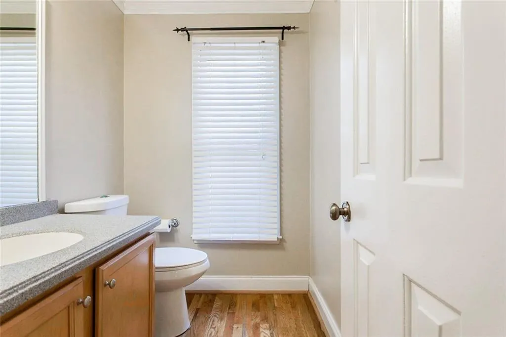 230 Peachtree Hollow Court Unit 19, Atlanta, Georgia 30328, 2 Bedrooms Bedrooms, ,2 BathroomsBathrooms,Residential,Sold,230 Peachtree Hollow Court Unit 19,6599685