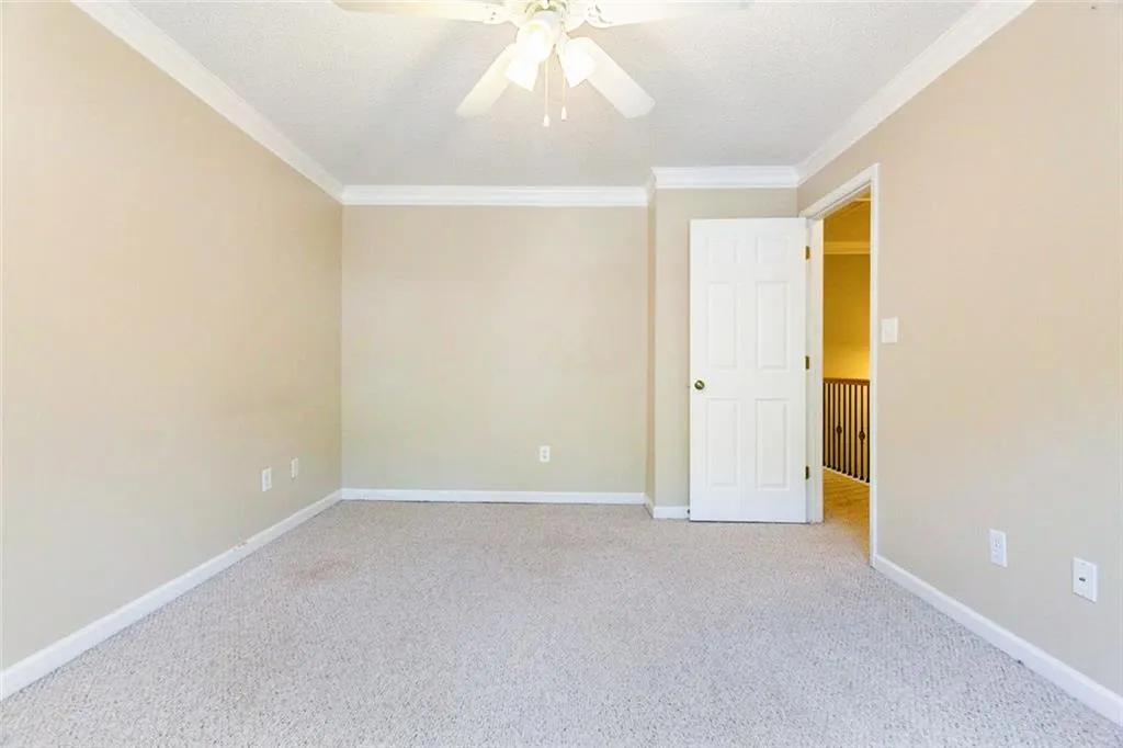 230 Peachtree Hollow Court Unit 19, Atlanta, Georgia 30328, 2 Bedrooms Bedrooms, ,2 BathroomsBathrooms,Residential,Sold,230 Peachtree Hollow Court Unit 19,6599685