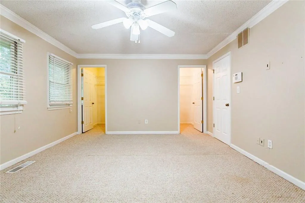230 Peachtree Hollow Court Unit 19, Atlanta, Georgia 30328, 2 Bedrooms Bedrooms, ,2 BathroomsBathrooms,Residential,Sold,230 Peachtree Hollow Court Unit 19,6599685