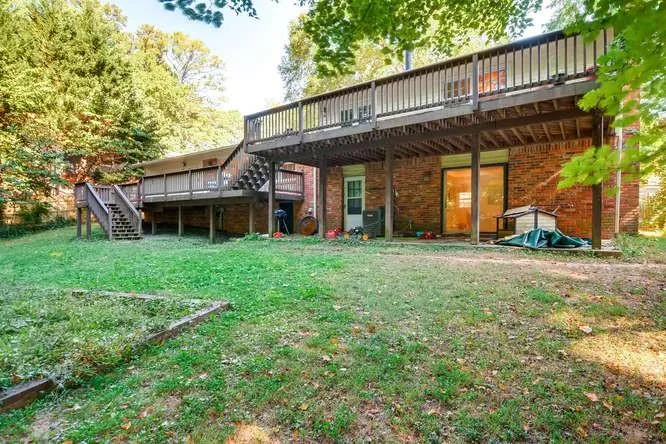 6530 Wright Circle, Sandy Springs, Georgia 30328, 3 Bedrooms Bedrooms, ,2 BathroomsBathrooms,Residential,Sold,6530 Wright Circle,6609366