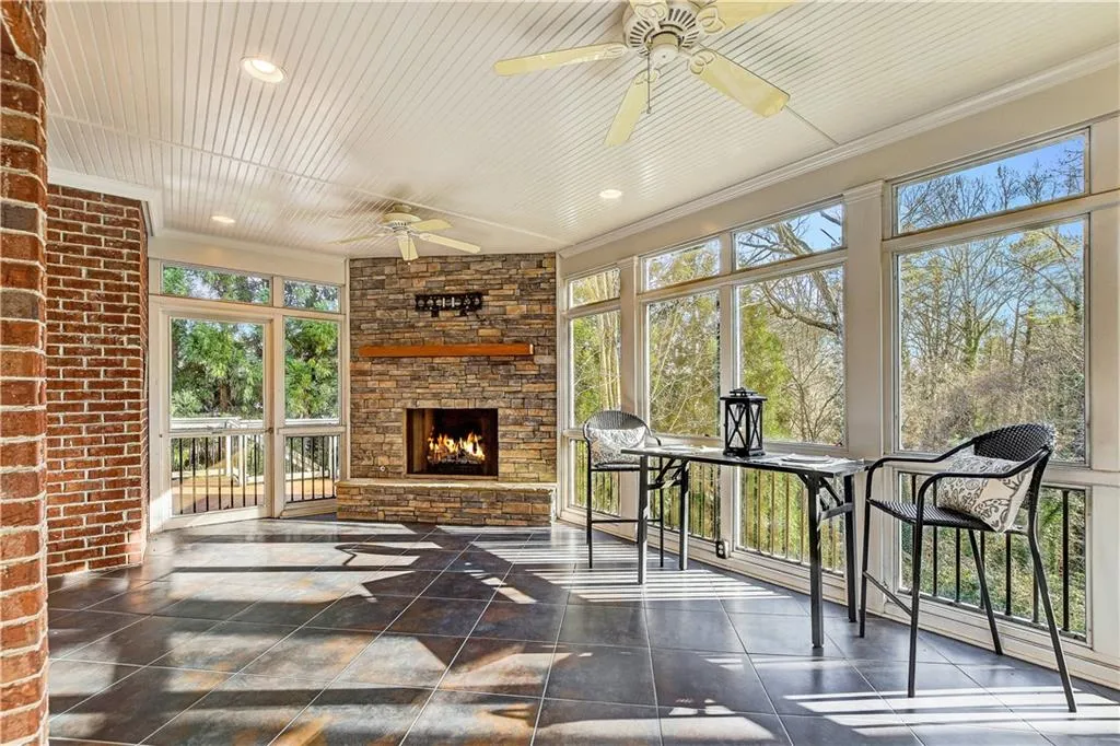 954 Wescott Lane, Atlanta, Georgia 30319, 5 Bedrooms Bedrooms, ,4 BathroomsBathrooms,Residential,Sold,954 Wescott Lane,6988610