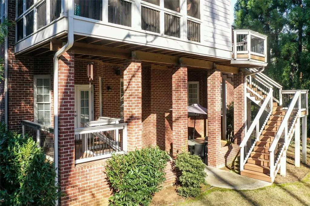 954 Wescott Lane, Atlanta, Georgia 30319, 5 Bedrooms Bedrooms, ,4 BathroomsBathrooms,Residential,Sold,954 Wescott Lane,6988610