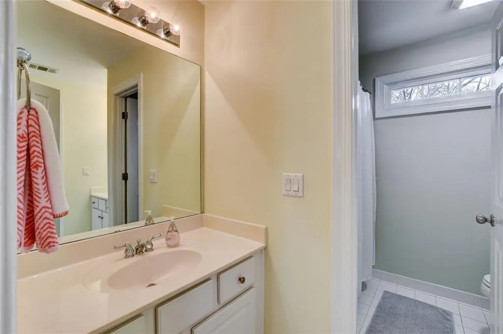 954 Wescott Lane, Atlanta, Georgia 30319, 5 Bedrooms Bedrooms, ,4 BathroomsBathrooms,Residential,Sold,954 Wescott Lane,6988610
