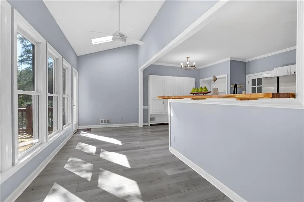 Eat in Kitchen Area