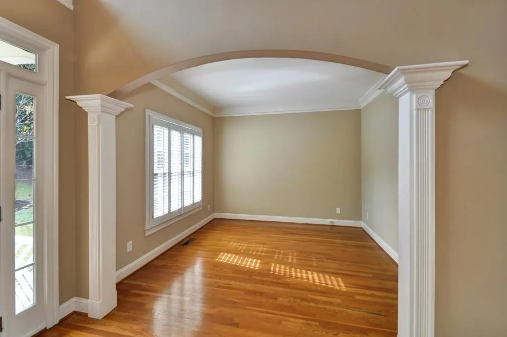 105 Fieldsborn Court, Atlanta, Georgia 30328, 5 Bedrooms Bedrooms, ,5 BathroomsBathrooms,Residential,Sold,105 Fieldsborn Court,5619750