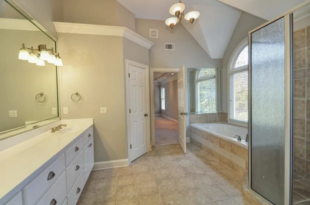 105 Fieldsborn Court, Atlanta, Georgia 30328, 5 Bedrooms Bedrooms, ,5 BathroomsBathrooms,Residential,Sold,105 Fieldsborn Court,5619750