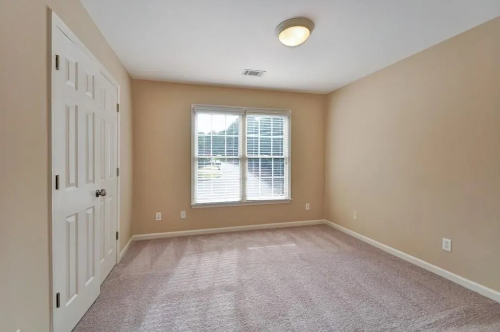 105 Fieldsborn Court, Atlanta, Georgia 30328, 5 Bedrooms Bedrooms, ,5 BathroomsBathrooms,Residential,Sold,105 Fieldsborn Court,5619750