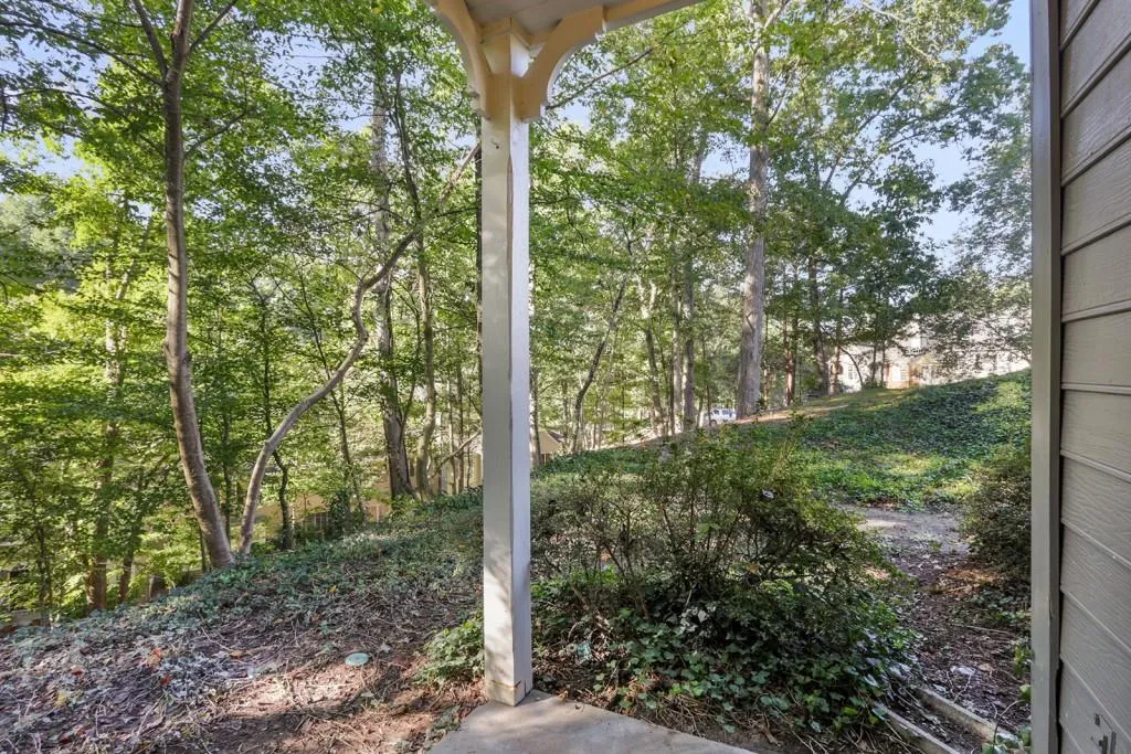 1100 Camden Court Unit 1100, Atlanta, Georgia 30327, 2 Bedrooms Bedrooms, ,2 BathroomsBathrooms,Residential,Sold,1100 Camden Court Unit 1100,5925358