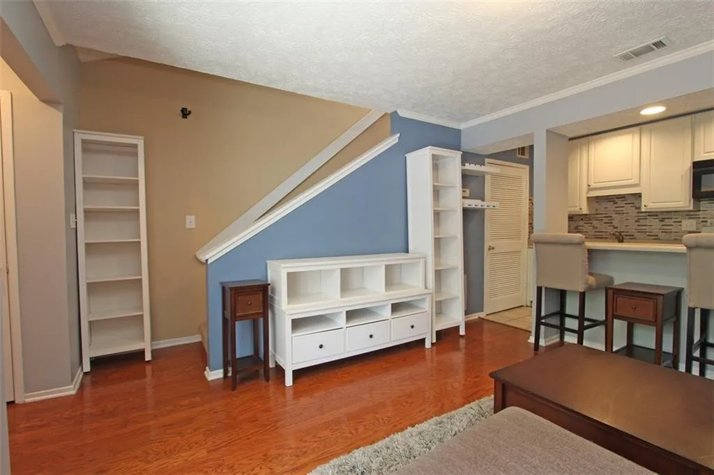 6824 Glenridge Drive Unit C, Atlanta, Georgia 30328, 1 Bedroom Bedrooms, ,1 BathroomBathrooms,Residential,Sold,6824 Glenridge Drive Unit C,5880510