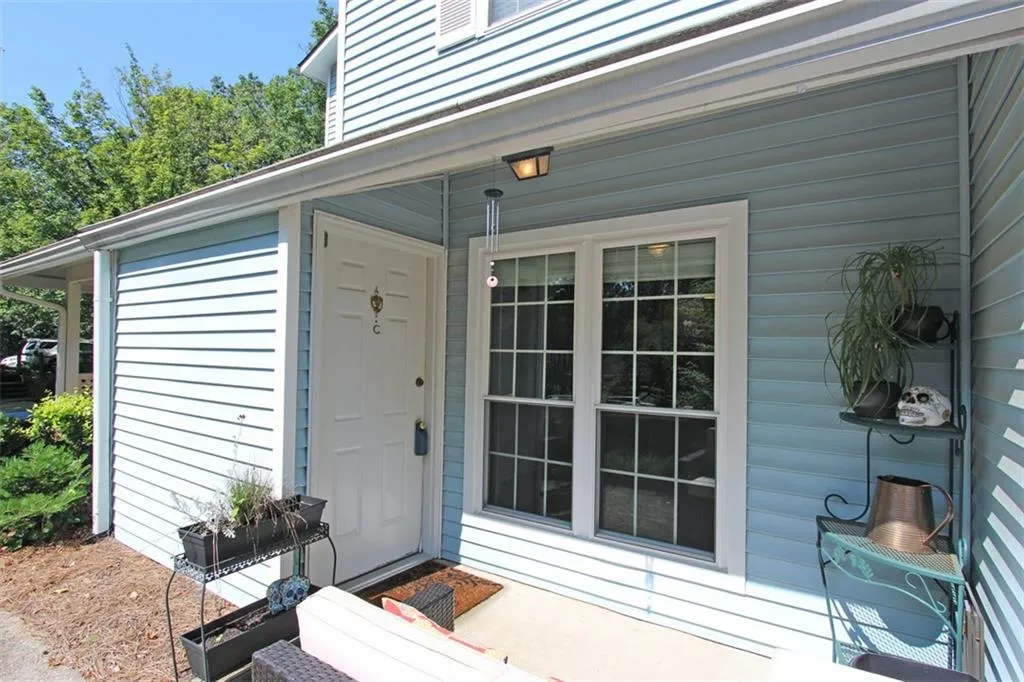 6824 Glenridge Drive Unit C, Atlanta, Georgia 30328, 1 Bedroom Bedrooms, ,1 BathroomBathrooms,Residential,Sold,6824 Glenridge Drive Unit C,5880510