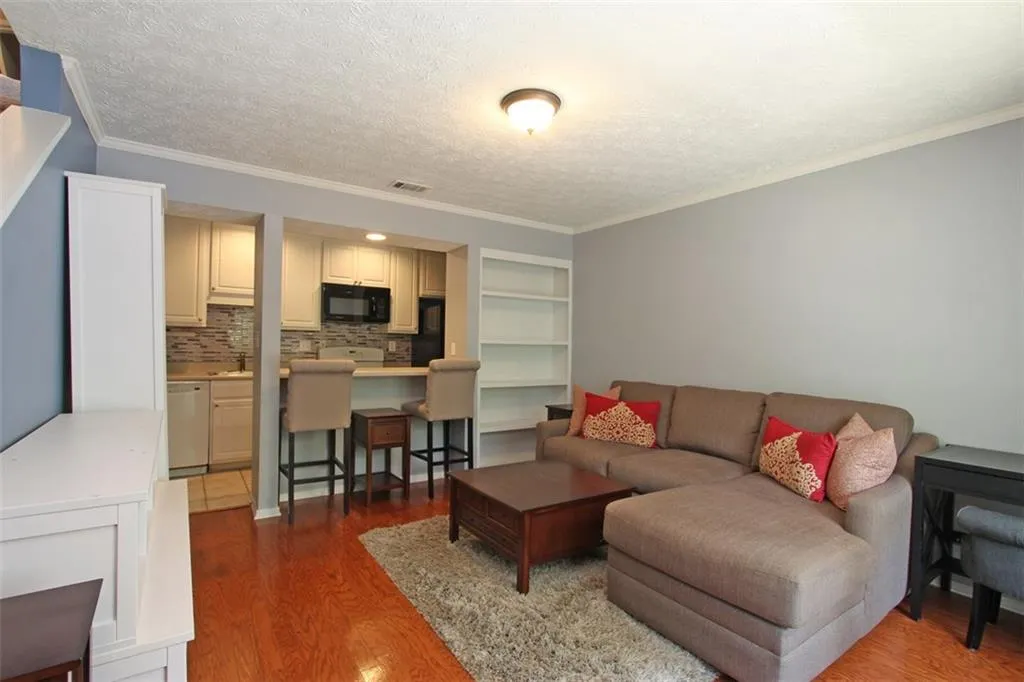 6824 Glenridge Drive Unit C, Atlanta, Georgia 30328, 1 Bedroom Bedrooms, ,1 BathroomBathrooms,Residential,Sold,6824 Glenridge Drive Unit C,5880510