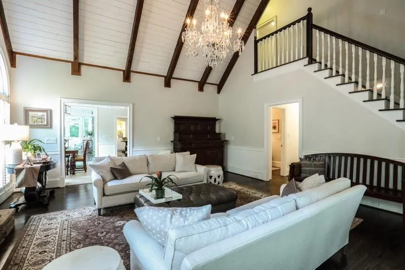 1810 Brandon Hall Drive, Sandy Springs, Georgia 30350, 5 Bedrooms Bedrooms, ,4 BathroomsBathrooms,Residential,Sold,1810 Brandon Hall Drive,6883546