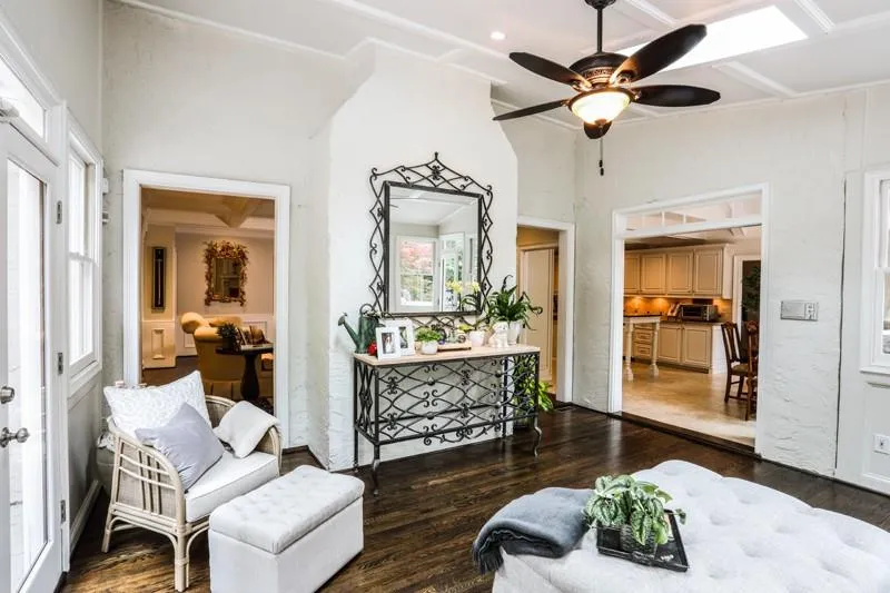 1810 Brandon Hall Drive, Sandy Springs, Georgia 30350, 5 Bedrooms Bedrooms, ,4 BathroomsBathrooms,Residential,Sold,1810 Brandon Hall Drive,6883546