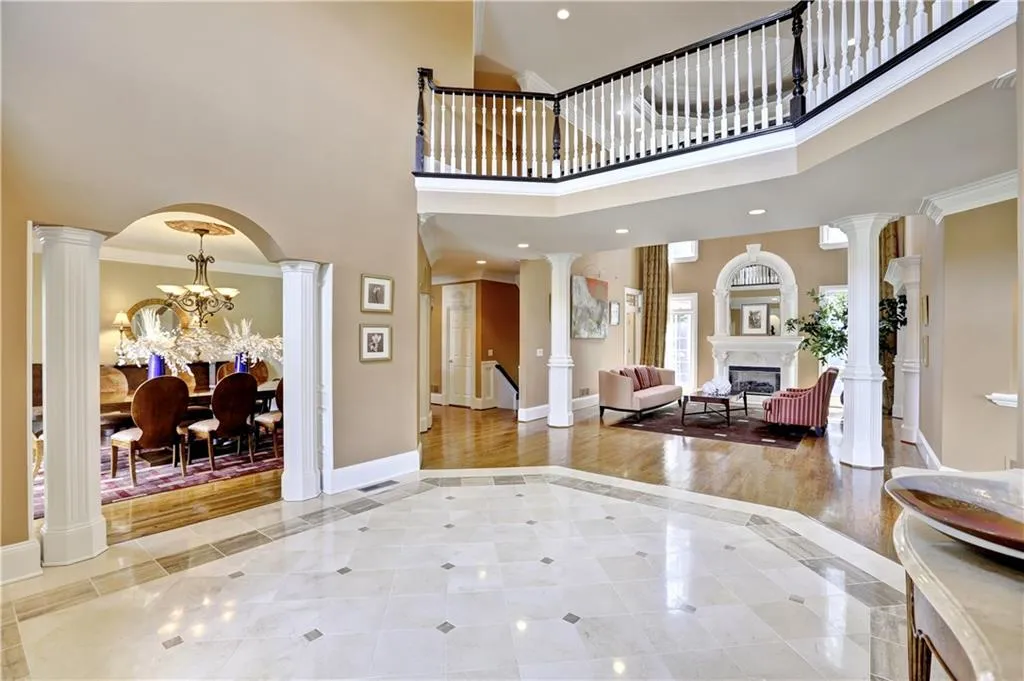 110 Strauss Lane, Sandy Springs, Georgia 30350, 6 Bedrooms Bedrooms, ,5 BathroomsBathrooms,Residential,Sold,110 Strauss Lane,5835770