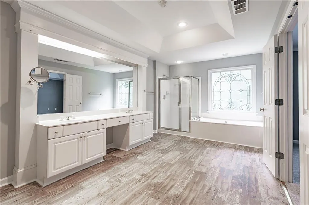 135 Smithdun Lane, Sandy Springs, Georgia 30350, 4 Bedrooms Bedrooms, ,2 BathroomsBathrooms,Residential,Sold,135 Smithdun Lane,6888714
