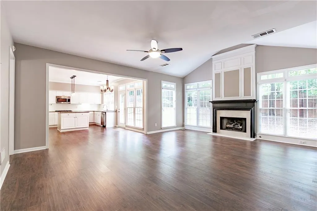 135 Smithdun Lane, Sandy Springs, Georgia 30350, 4 Bedrooms Bedrooms, ,2 BathroomsBathrooms,Residential,Sold,135 Smithdun Lane,6888714