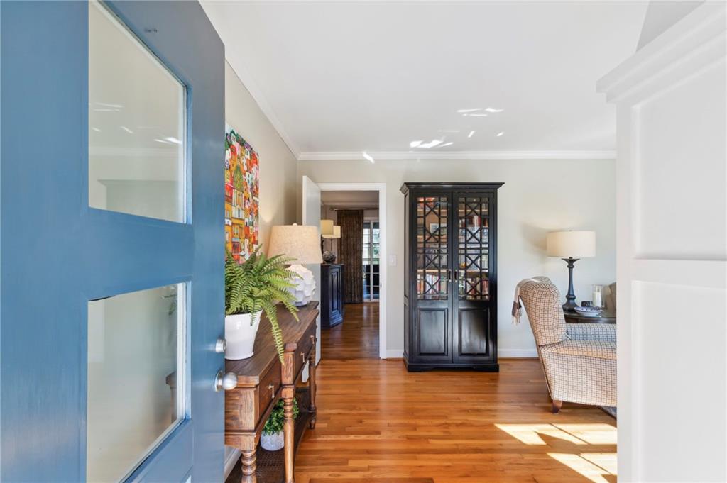 500 Forest Hills Drive, Sandy Springs, Georgia 30342, 3 Bedrooms Bedrooms, ,3 BathroomsBathrooms,Residential,Sold,500 Forest Hills Drive,7326372