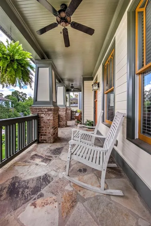 1111 Victoria Street Ne, Brookhaven, Georgia 30319, 4 Bedrooms Bedrooms, ,3 BathroomsBathrooms,Residential,Sold,1111 Victoria Street Ne,6027584