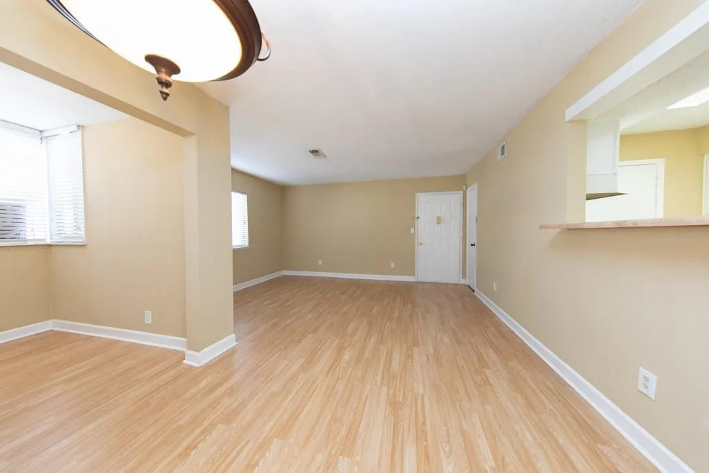 1211 Wingate Way, Sandy Springs, Georgia 30350, 1 Bedroom Bedrooms, ,1 BathroomBathrooms,Residential,Sold,1211 Wingate Way,6847953