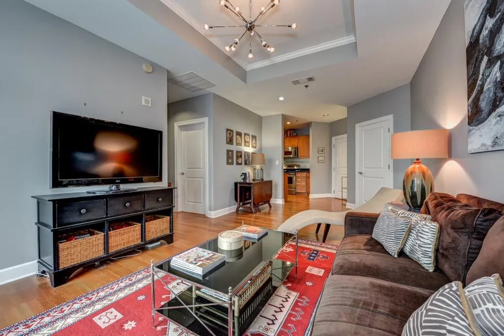 325 E Paces Ferry Road Unit 1509, Atlanta, Georgia 30305, 1 Bedroom Bedrooms, ,1 BathroomBathrooms,Residential,Sold,325 E Paces Ferry Road Unit 1509,5621241