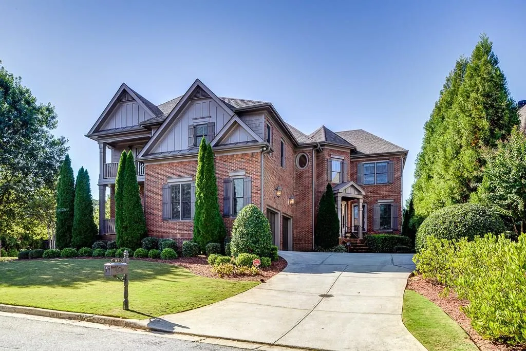 784 Stratford Court, Sandy Springs, Georgia 30350, 5 Bedrooms Bedrooms, ,5 BathroomsBathrooms,Residential,Sold,784 Stratford Court,5607772