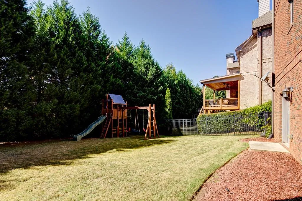 784 Stratford Court, Sandy Springs, Georgia 30350, 5 Bedrooms Bedrooms, ,5 BathroomsBathrooms,Residential,Sold,784 Stratford Court,5607772