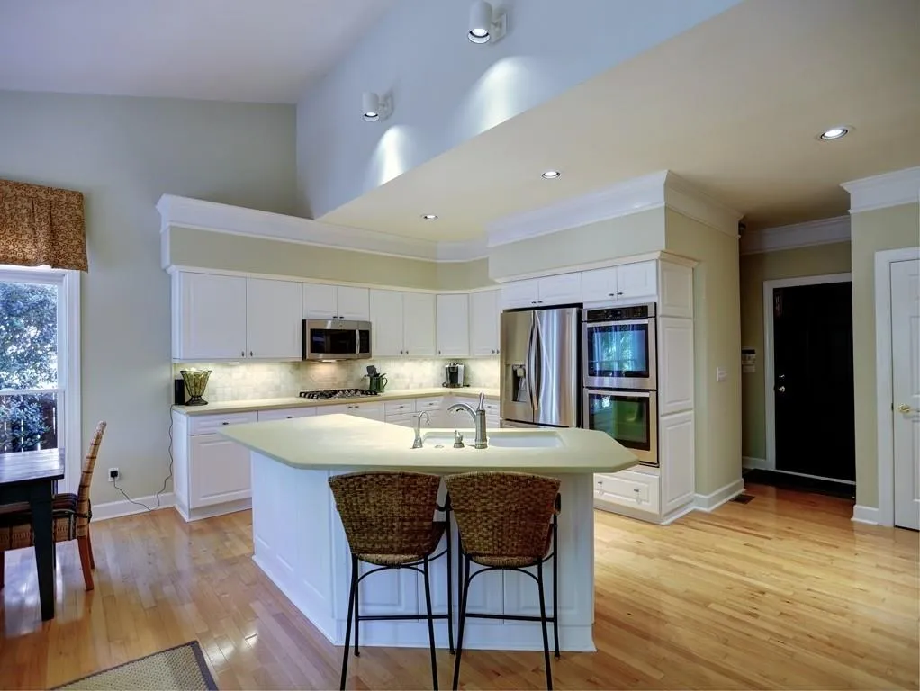 360 Craighead Drive, Sandy Springs, Georgia 30319, 4 Bedrooms Bedrooms, ,3 BathroomsBathrooms,Residential,Sold,360 Craighead Drive,6635037