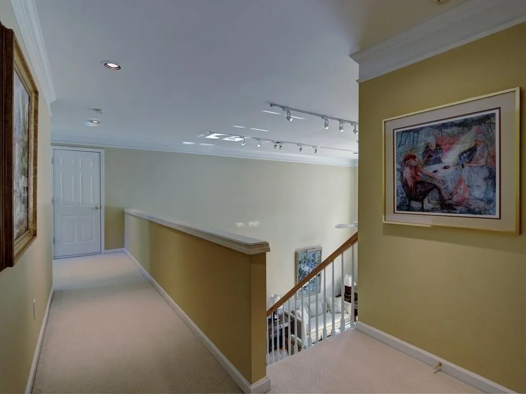 360 Craighead Drive, Sandy Springs, Georgia 30319, 4 Bedrooms Bedrooms, ,3 BathroomsBathrooms,Residential,Sold,360 Craighead Drive,6635037
