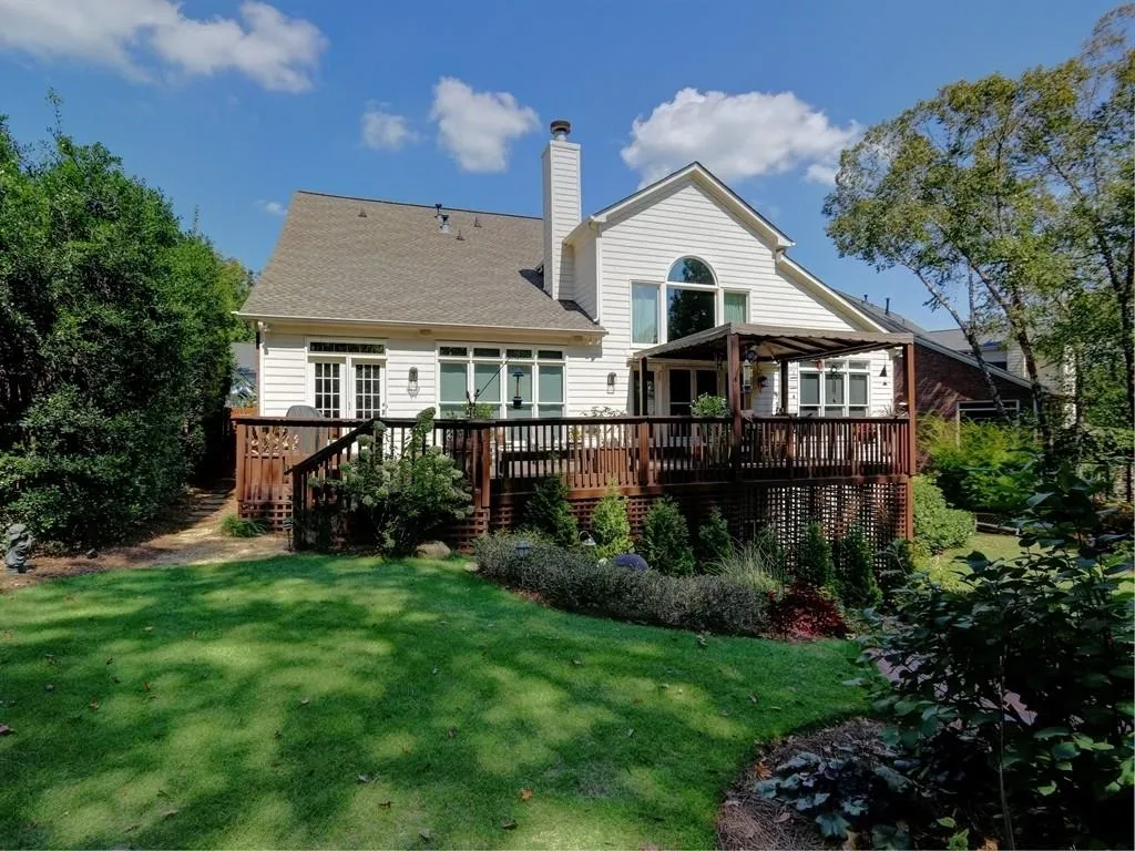 360 Craighead Drive, Sandy Springs, Georgia 30319, 4 Bedrooms Bedrooms, ,3 BathroomsBathrooms,Residential,Sold,360 Craighead Drive,6635037