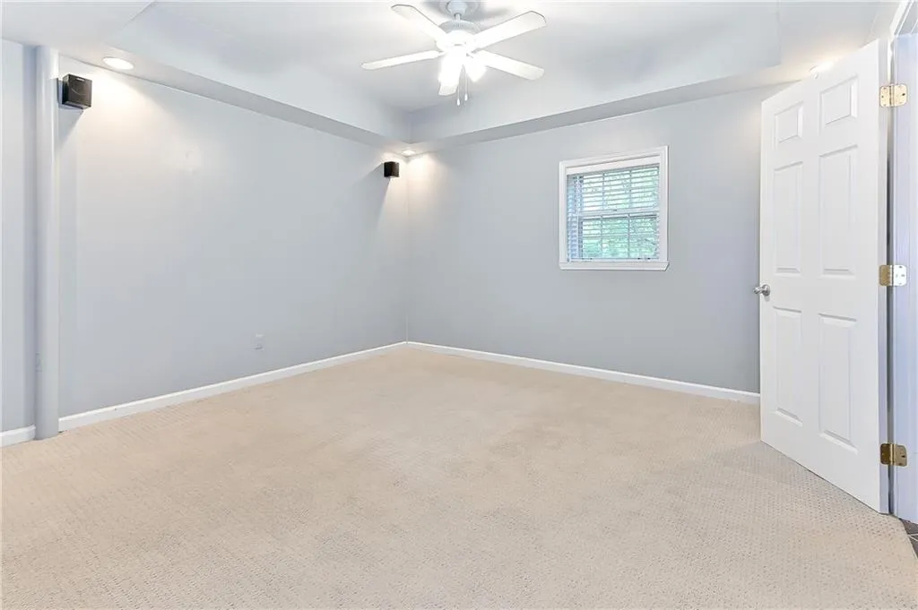 550 High Point Lane, Sandy Springs, Georgia 30342, 4 Bedrooms Bedrooms, ,3 BathroomsBathrooms,Residential,Sold,550 High Point Lane,6632941