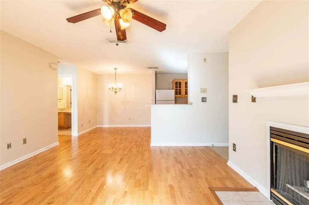 622 Granville Court Unit 622, Atlanta, Georgia 30328, 1 Bedroom Bedrooms, ,1 BathroomBathrooms,Residential,Sold,622 Granville Court Unit 622,6981194