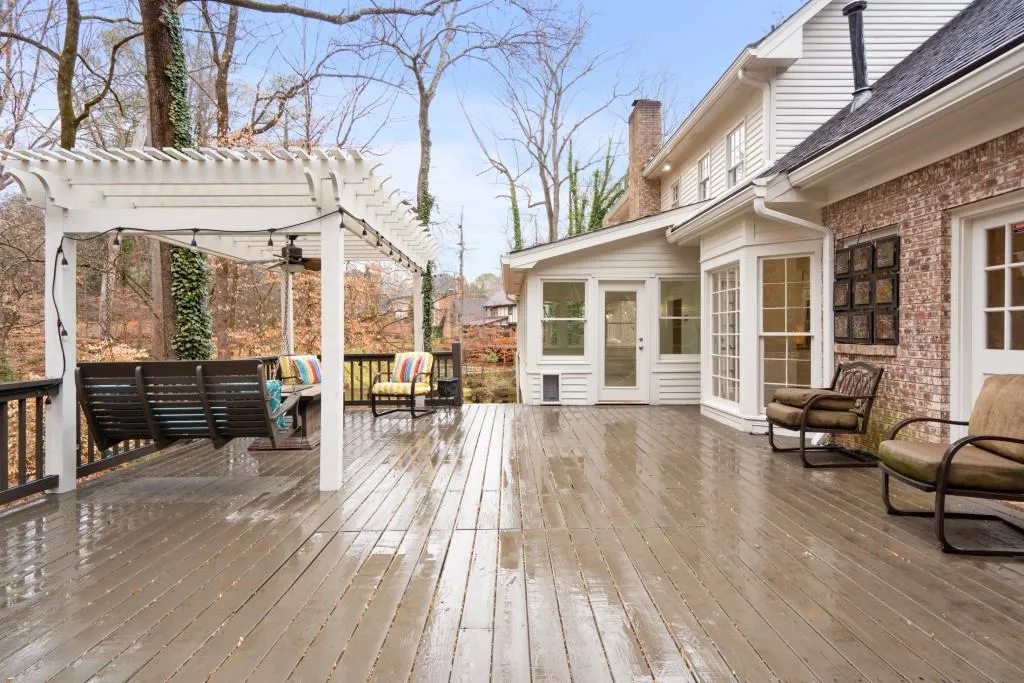 1510 Misty Oaks Drive, Sandy Springs, Georgia 30350, 5 Bedrooms Bedrooms, ,4 BathroomsBathrooms,Residential,Sold,1510 Misty Oaks Drive,7162969