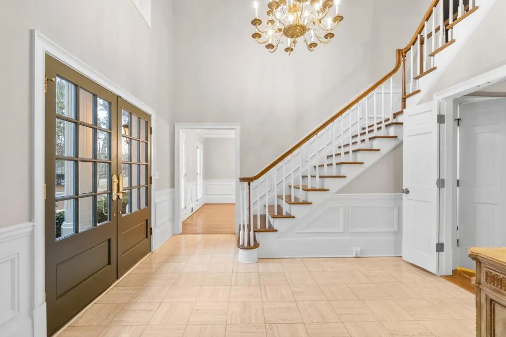 1510 Misty Oaks Drive, Sandy Springs, Georgia 30350, 5 Bedrooms Bedrooms, ,4 BathroomsBathrooms,Residential,Sold,1510 Misty Oaks Drive,7162969