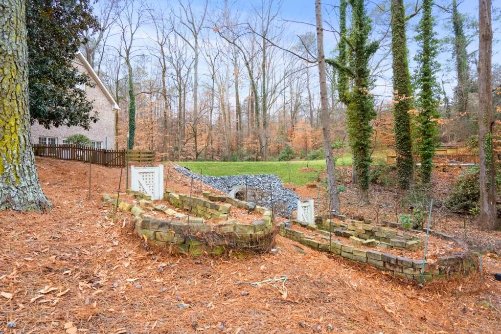 1510 Misty Oaks Drive, Sandy Springs, Georgia 30350, 5 Bedrooms Bedrooms, ,4 BathroomsBathrooms,Residential,Sold,1510 Misty Oaks Drive,7162969