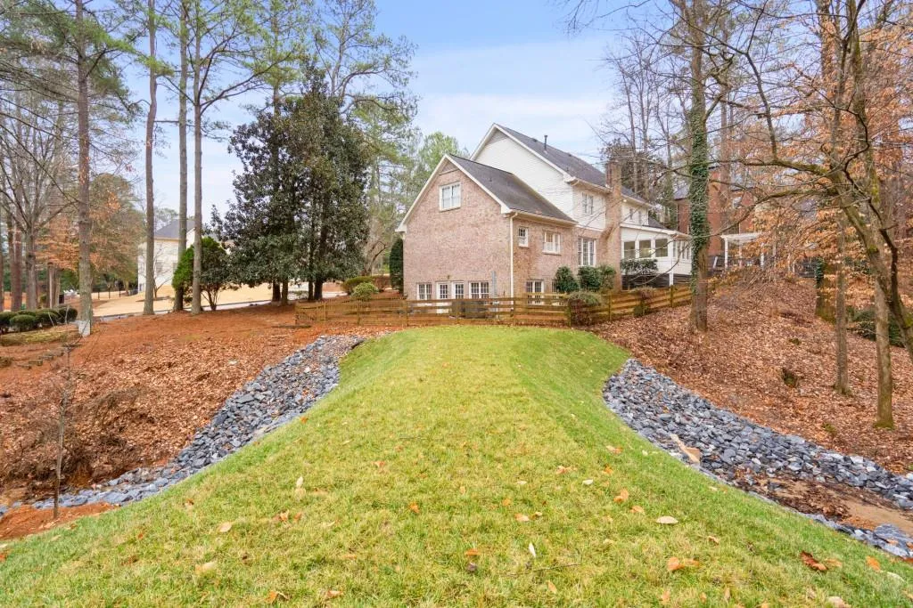 1510 Misty Oaks Drive, Sandy Springs, Georgia 30350, 5 Bedrooms Bedrooms, ,4 BathroomsBathrooms,Residential,Sold,1510 Misty Oaks Drive,7162969