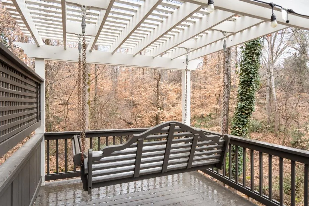 1510 Misty Oaks Drive, Sandy Springs, Georgia 30350, 5 Bedrooms Bedrooms, ,4 BathroomsBathrooms,Residential,Sold,1510 Misty Oaks Drive,7162969