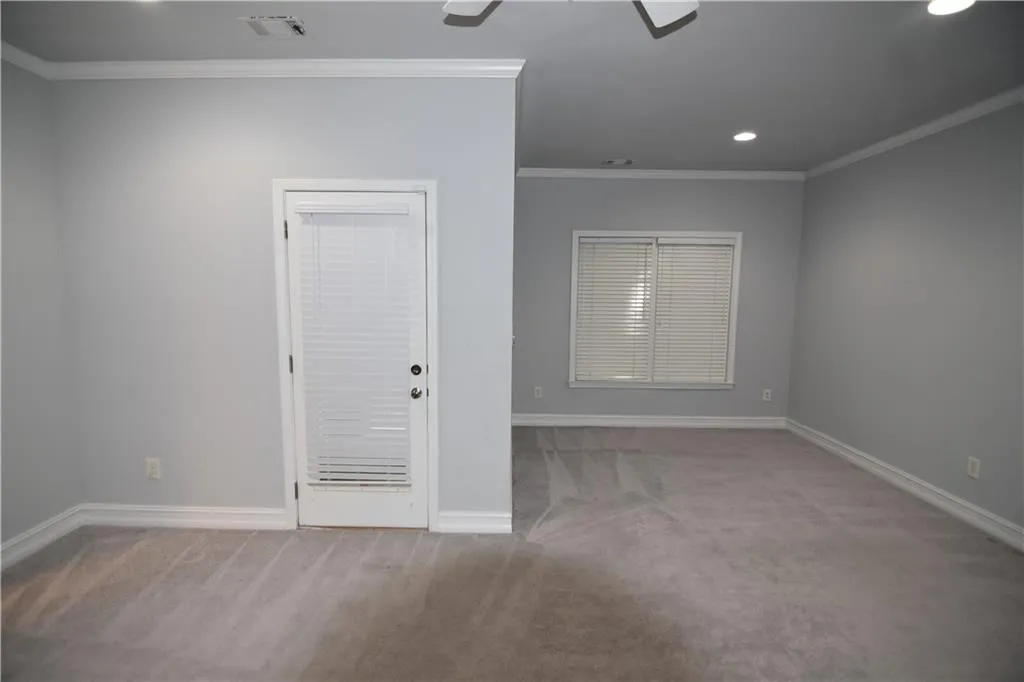7261 Village Creek Trace, Atlanta, Georgia 30328, 4 Bedrooms Bedrooms, ,3 BathroomsBathrooms,Residential,Sold,7261 Village Creek Trace,6892791
